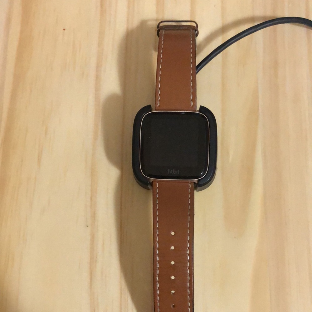 Peach Fitbit Versa 2 - Picture 3 of 5